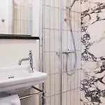 Boutique Trompenberg فندق هيلْفِرسوم